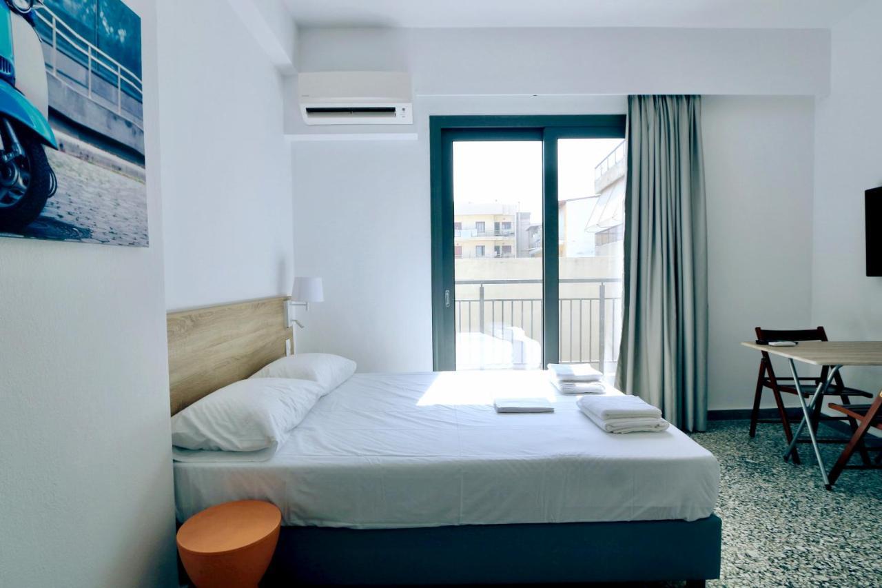 Downtown Studio Superb Location Heraklion  Bagian luar foto