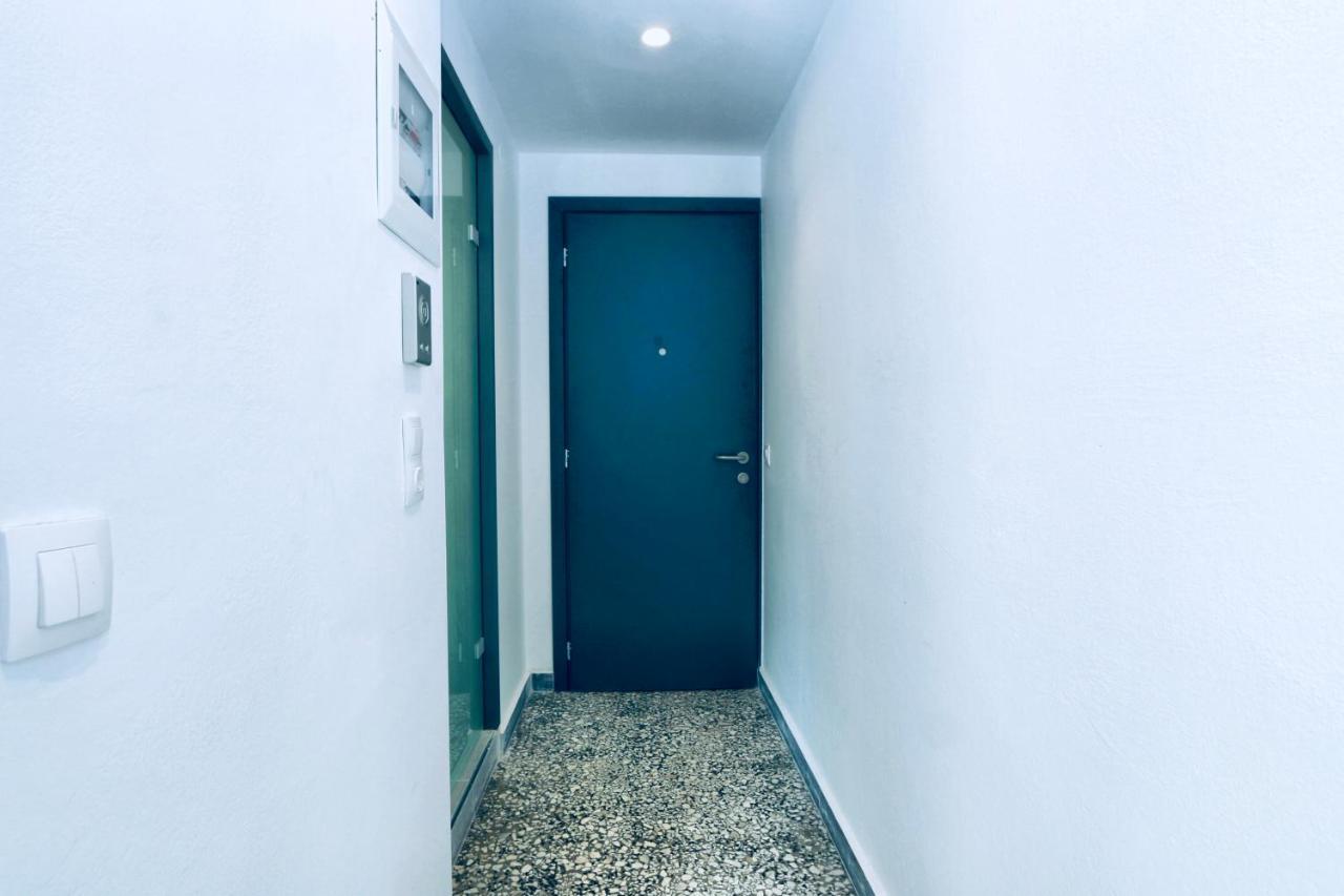 Downtown Studio Superb Location Heraklion  Bagian luar foto